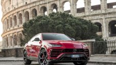 Купувачът на Lamborghini Urus има поне 6 автомобила в гаража си
