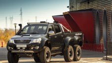 Hilux 6x6 от България