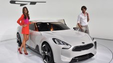Kia GT излиза в три варианта 