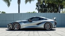 Toyota обеща да покаже новата Supra догодина