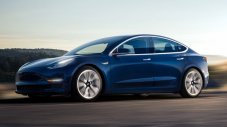 Tesla обяви причината за забавянето на Model 3