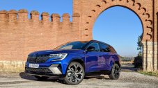 Голямата стъпка: тестваме новото Renault Austral