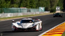 Чешка хиперкола подобри рекорд на Pagani Huayra