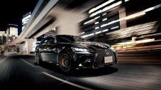 Lexus се сбогува с един от най-старите си модели