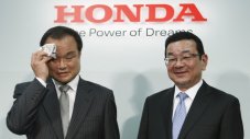 Шефът на Honda подаде оставка 