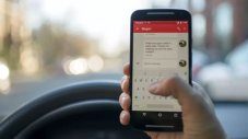 Използване на смартфон при шофиране ще се наказва по-строго