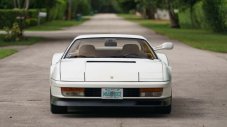 Продава се Ferrari Testarossa от Miami Vice