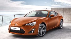 Toyota работи върху хибридна версия на GT 86