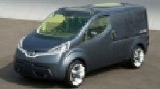 Nissan ще представи и пътническа версия на NV200