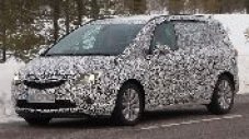 Нови шпионски снимки от Opel Zafira