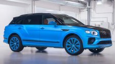 Bentley пусна двуцветна Bentayga дълга база