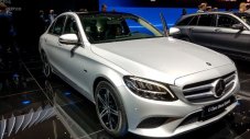 Mercedes вкарва 774 000 автомобила в сервизите