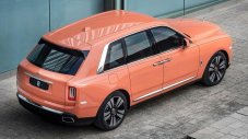 Някой иска да бъде различен с този Rolls-Royce Cullinan
