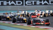 На Абу Даби се очертава двубой McLaren / Red Bull
