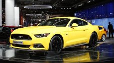 Mustang пристигна в Париж