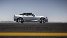 Chevrolet Camaro вече и като кабриолет
