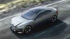 BMW ще е готов с конкурент на Tesla през 2021 г.