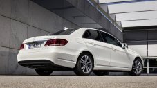 Обновеният Mercedes E-Class тръгва на метан