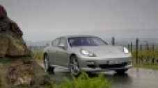 Porsche пуска хибридна Panamera през 2011