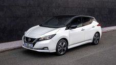 Най-успешният електромобил на Nissan става кросоувър