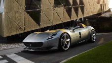 Роналдо си купи Ferrari като на Ибрахимович