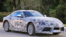 Наследникът на Toyota Supra отново е на пътя