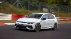 VW Golf R отпразнува 20-годишнина с рекорд на &bdquo;Нюрбургринг&ldquo;
