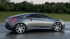 GM готви конкурент на Tesla Model S