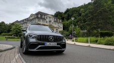 Семейните 500 коня: тестваме Mercedes-AMG GLC 63 S