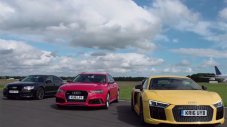 Три от най-бързите Audi спорят на пистата (ВИДЕО)