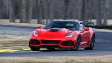 Ford GT постави рекорд на писта, Corvette ZR1 го подобри дни по-късно (ВИДЕО)
