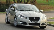 Първи снимки на Jaguar XF Комби