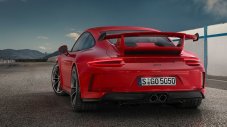 Porsche иска доплащане за... ръчни скорости