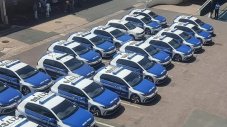 50 VW Golf GTI ще гонят лошите в Южна Африка