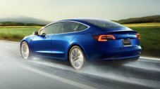 Нови клетки повишават капацитета на батериите в Tesla Model 3