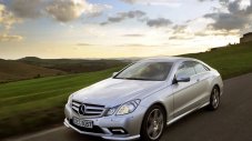 Mercedes увеличава броя на автомобилите с 4х4