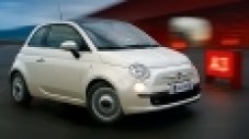 Ауто Италия честити победата на Fiat 500