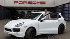 Porsche произведе половинмилионния Cayenne
