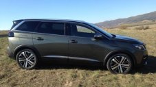 Под прикритие: тестваме преобразеното Peugeot 5008 (ВИДЕО)