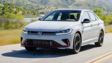 Нито Golf, нито GTI - този VW има 230 к.с. и струва 31 000 евро