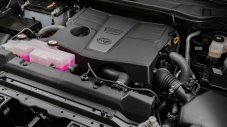 Удари с чук решават дали V6 на Toyota Tundra е здрав