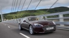 Aston Martin Rapide минава на ток