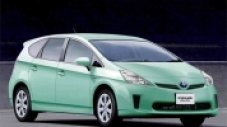 Toyota пуска 7 местен Prius