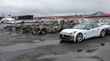 Ураганът в САЩ унищожи 16 хибрида Fisker