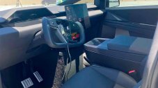 Tesla промени интериора на пикапа си
