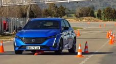 Peugeot 308 с доста проблеми на "Лосовия тест"