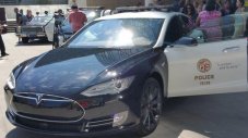 Полицията в САЩ не хареса Model S