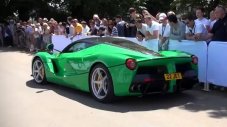 Вокалистът на Jamiroquai се уреди с уникално LaFerrari