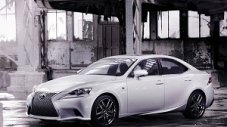 Toyota пуска 4-цилиндров турбо мотор
