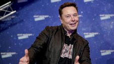 Илон Мъск предлагал Tesla на Apple